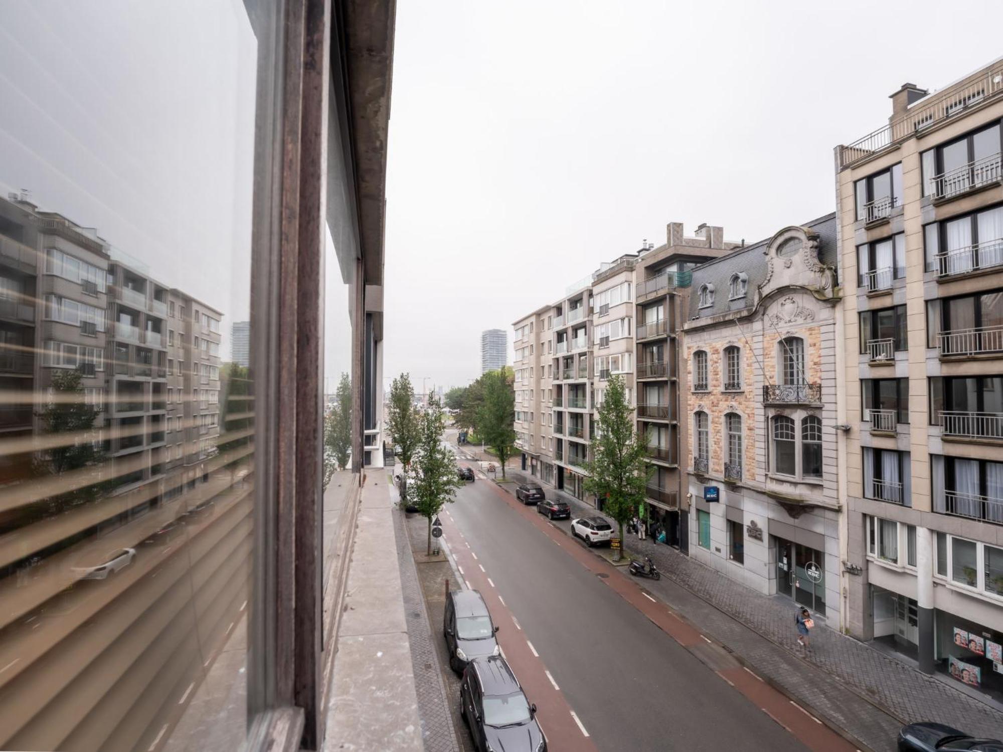 Iris By Interhome * Oostende